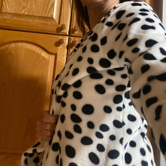 Eilly Bazar brand bathrobe / Cruella De Ville costume size XS - Picture 4 of 6
